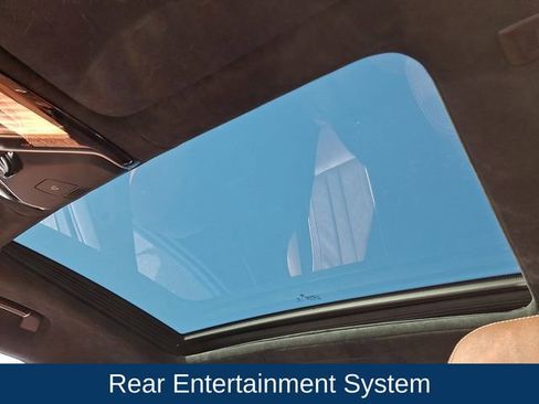 Used 2018 BMW 750i xDrive image 18