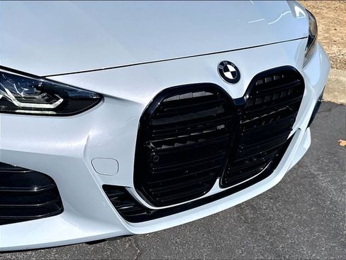 Used 2024 BMW M440i Coupe RWD image 33