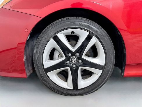 Used 2016 Toyota Prius Four Touring w/ Premium Convenience Package image 31