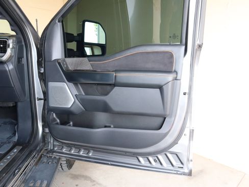 Used 2024 Ford F350 Platinum w/ Tremor Off-Road Package AWD/4WD image 42