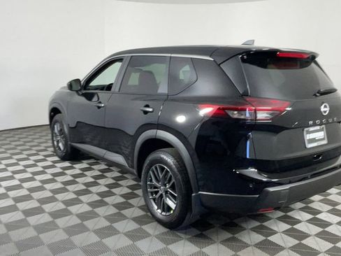 New 2025 Nissan Rogue S image 6