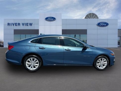 Used 2025 Chevrolet Malibu LT FWD image 6
