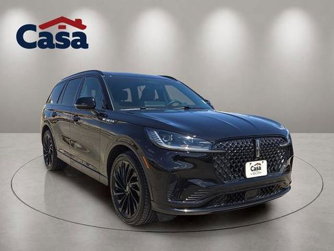Used 2025 Lincoln Aviator Reserve w/ Equipment Group 201A AWD/4WD image 4