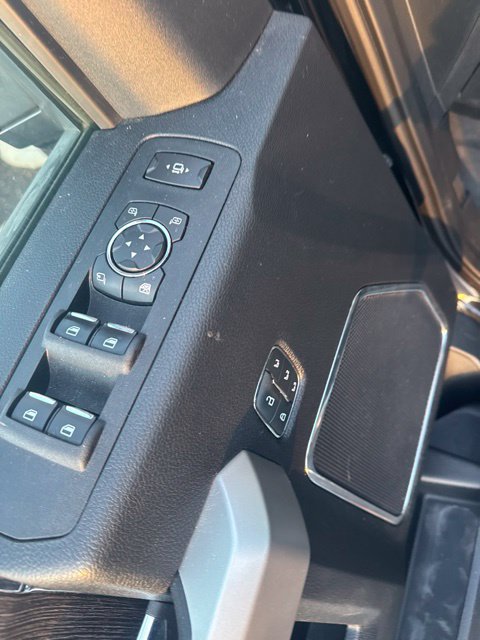 Used 2020 Ford F350 Lariat AWD/4WD image 28