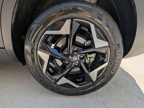 Used 2024 Kia Seltos EX image 39