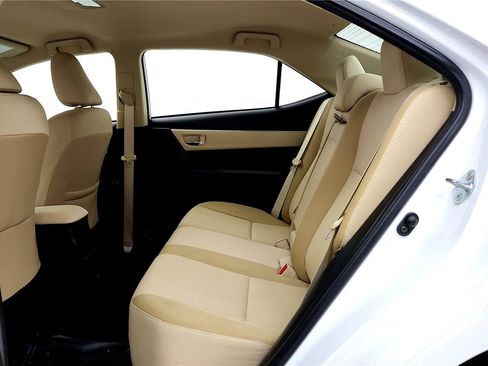 Certified 2018 Toyota Corolla LE image 33