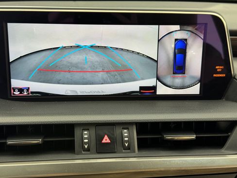 Used 2019 Lexus ES 350 w/ Luxury Package image 28