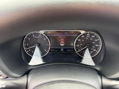 Used 2025 Nissan Sentra SV FWD image 38