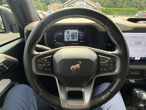 Used 2023 Ford Bronco Wildtrak AWD/4WD image 15