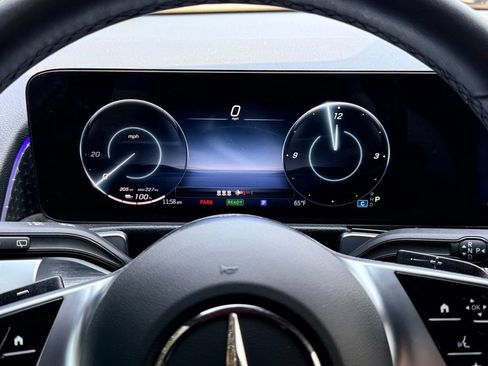 Used 2024 Mercedes-Benz EQB 250+ w/ Winter Package image 21