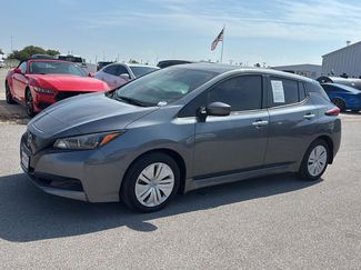Used 2025 Nissan Leaf S image 1