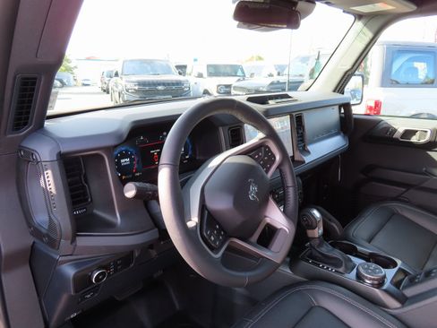 New 2025 Ford Bronco Big Bend w/ Black Diamond Package image 9