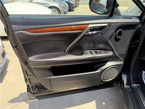 Used 2019 Lexus RX 350L FWD image 15
