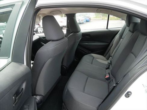 Certified 2025 Toyota Corolla LE FWD image 11