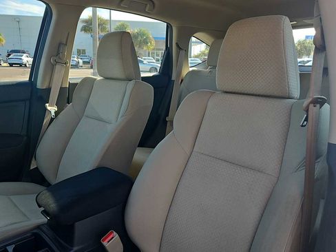 Used 2016 Honda CR-V LX image 13