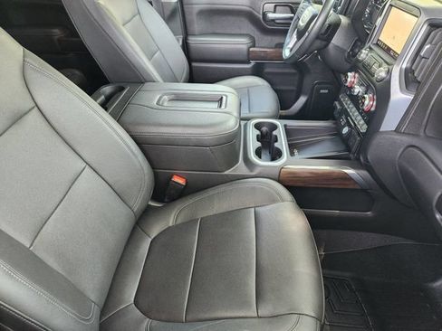Used 2022 GMC Sierra 1500 SLT AWD/4WD image 14