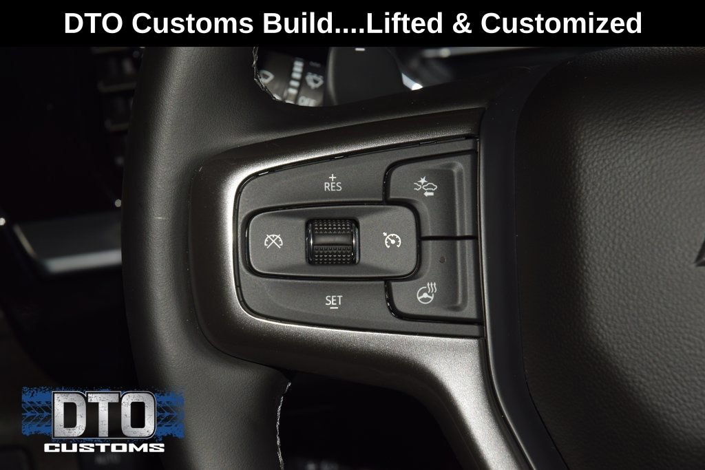 Used 2025 Chevrolet Silverado 1500 High Country w/ Midnight Edition AWD/4WD image 34