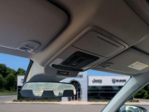 Used 2025 Honda Accord SE image 25