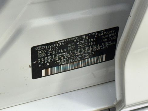 Used 2016 Hyundai Sonata Limited image 43