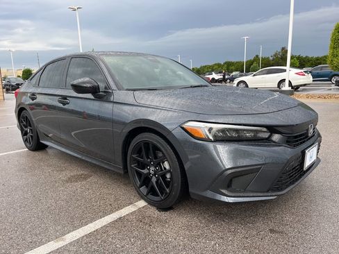 Certified 2024 Honda Civic Sport image 3