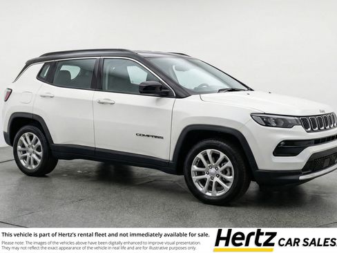Used 2025 Jeep Compass Limited image 1