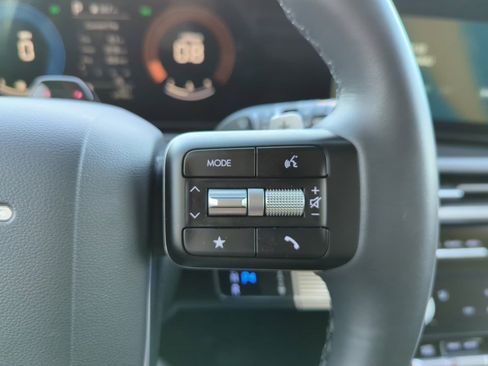 Certified 2025 Hyundai Santa Fe SEL image 27