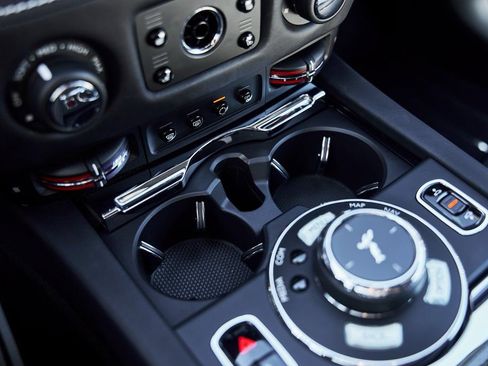 Used 2020 Rolls-Royce Wraith RWD image 51