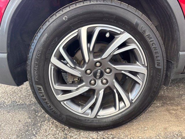 Used 2023 Lincoln Corsair AWD w/ Equipment Group 101A image 27