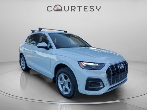 Used 2021 Audi Q5 Premium image 5