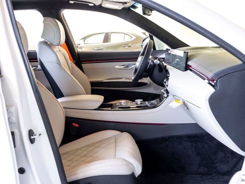 New 2026 Genesis GV70 3.5T Sport Prestige image 34