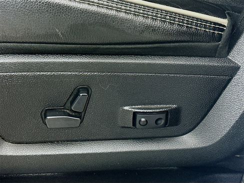 Used 2024 RAM 3500 Laramie image 22