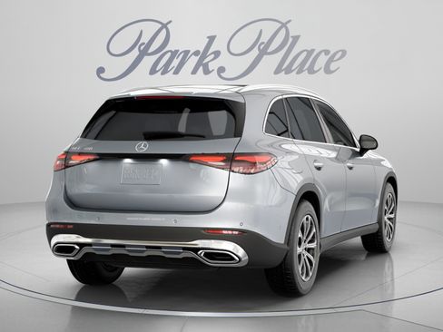 Used 2026 Mercedes-Benz GLC 300 image 19
