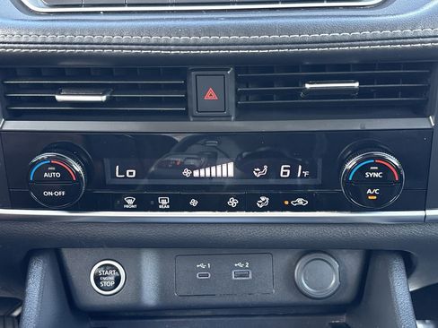 Used 2023 Nissan Rogue SV image 21