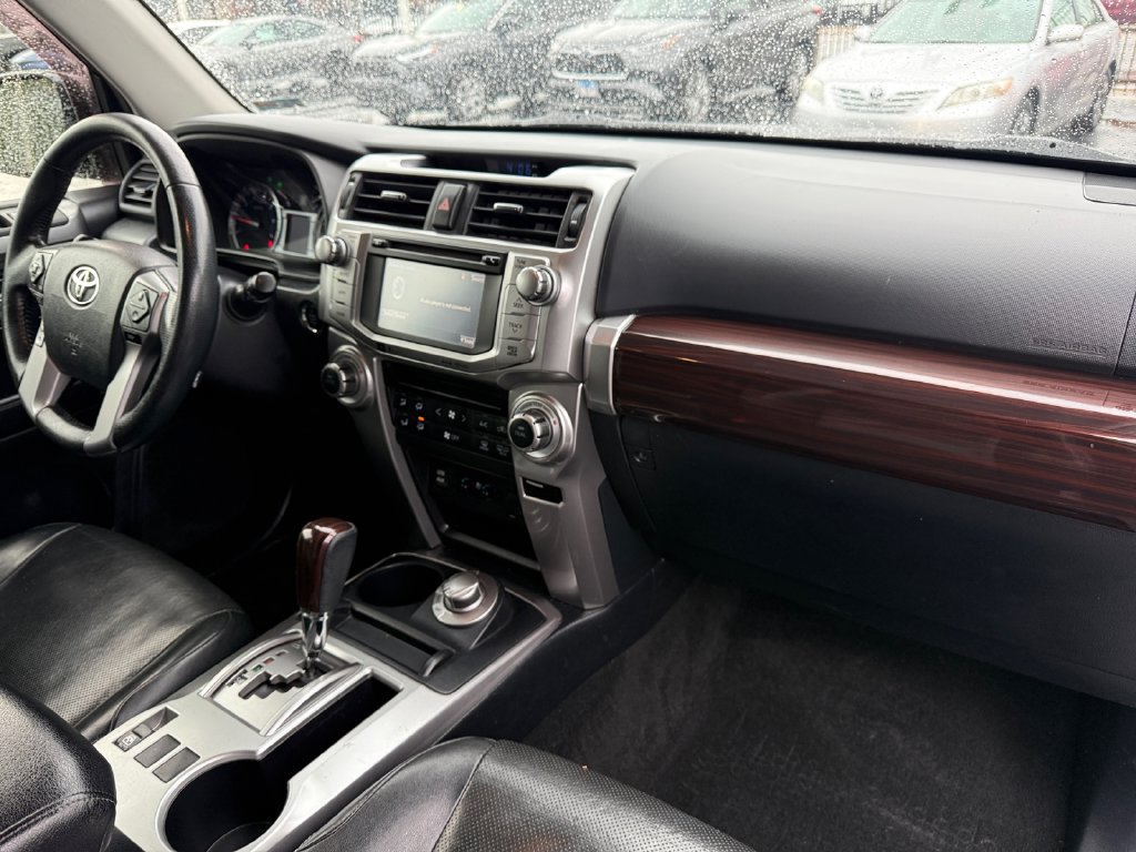 Used 2017 Toyota 4Runner Limited AWD/4WD image 17