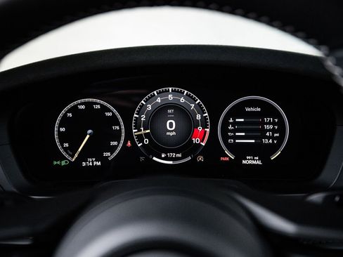 Certified 2025 Porsche 911 GT3 RWD image 15
