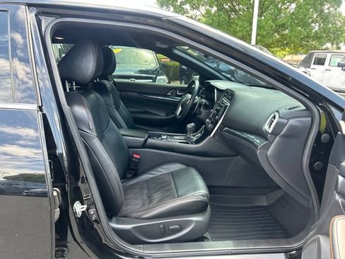 Used 2023 Nissan Maxima SR w/ Sport Mat Group FWD image 16