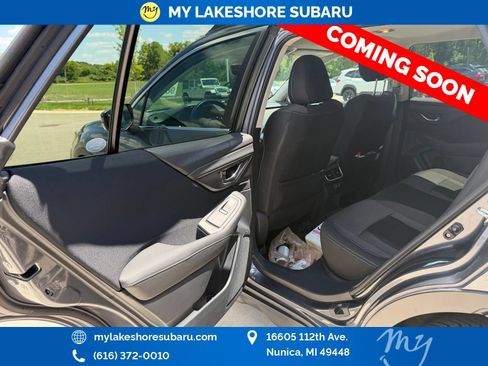 Used 2022 Subaru Outback Premium AWD/4WD image 13