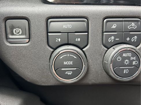 Used 2025 Chevrolet Silverado 1500 RST w/ RST All Star Premium Package AWD/4WD image 15