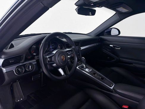 Used 2018 Porsche 911 Carrera S RWD image 4