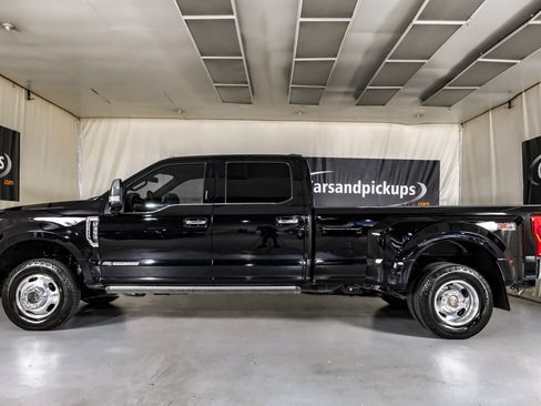 Used 2020 Ford F350 King Ranch w/ King Ranch Ultimate Package AWD/4WD image 11
