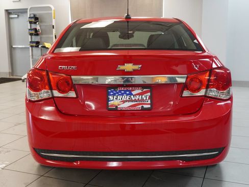 Used 2015 Chevrolet Cruze LT w/ Sun, Sound and Sport Package FWD image 11