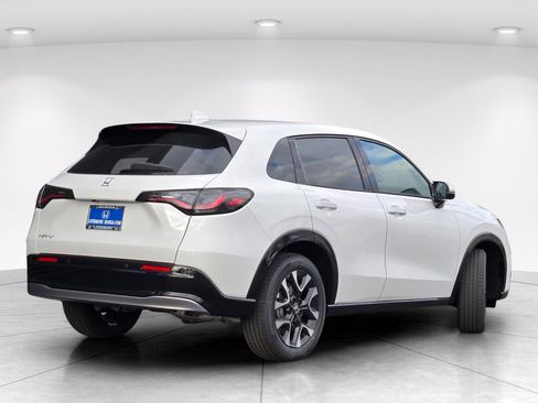 New 2027 Honda HR-V EX-L image 4