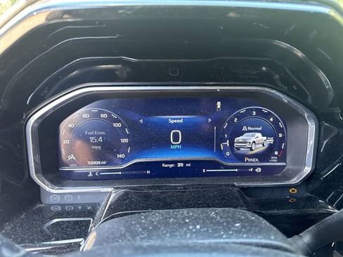 Used 2024 Chevrolet Silverado 1500 LT AWD/4WD image 14
