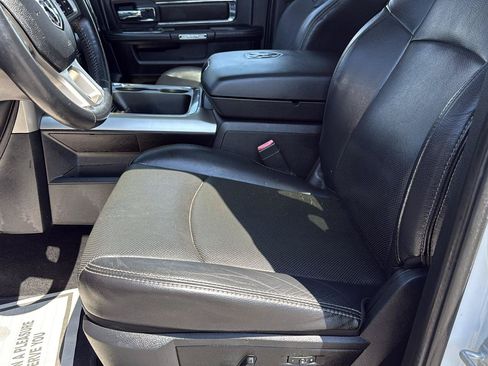 Used 2016 RAM 2500 Laramie w/ Convenience Group AWD/4WD image 11