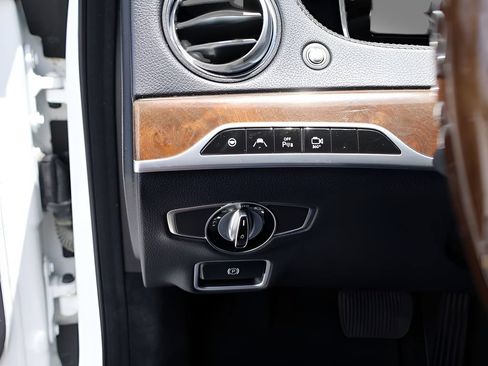 Certified 2015 Mercedes-Benz S 550 4MATIC Sedan image 36