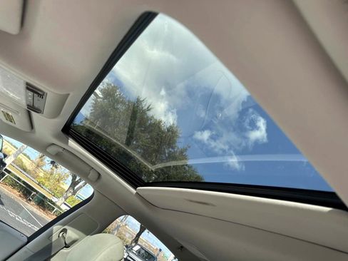 Used 2011 Lexus LS 460 image 29