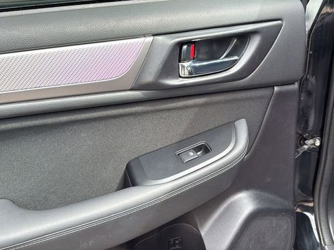 Used 2016 Subaru Outback 2.5i Premium image 13