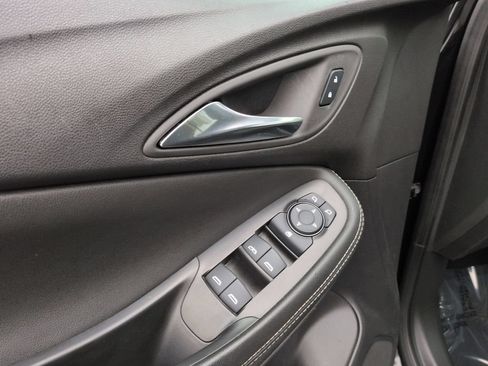 Used 2025 Buick Encore GX Preferred FWD image 20