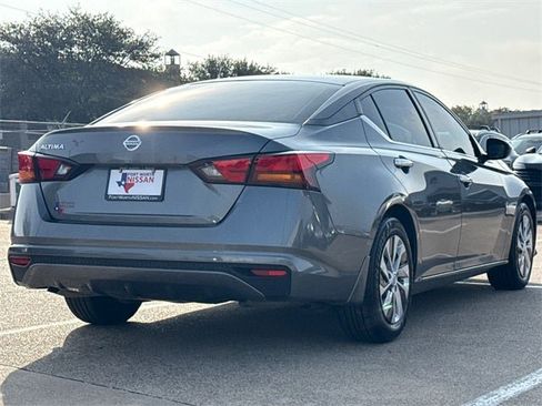 Certified 2022 Nissan Altima 2.5 S image 9