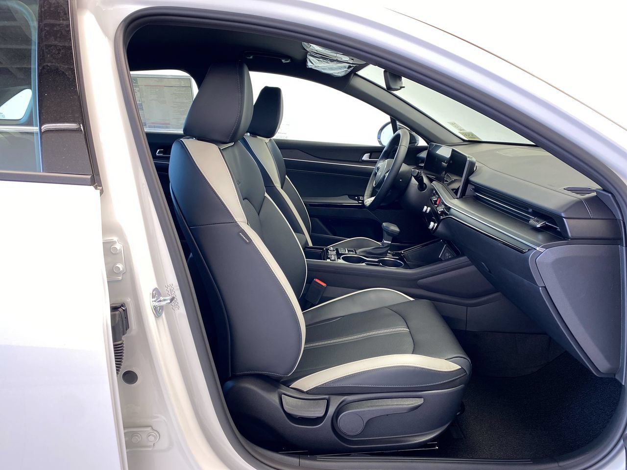 New 2026 Kia K5 GT-Line FWD image 28